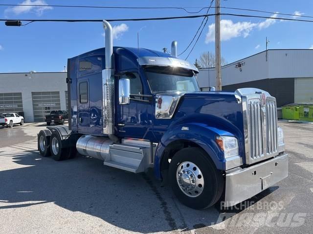 Kenworth W990 Truck Tractor Units