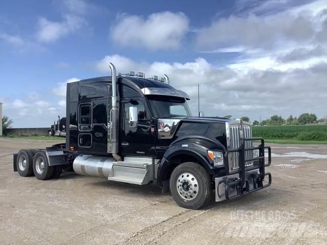 Kenworth W990 Truck Tractor Units
