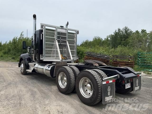 Kenworth W990 Truck Tractor Units