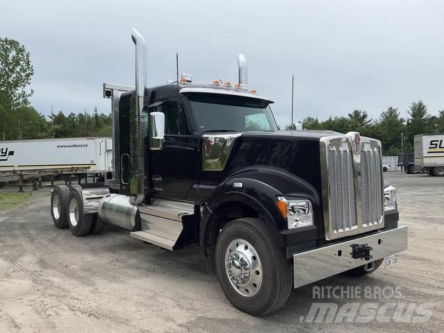 Kenworth W990 Truck Tractor Units