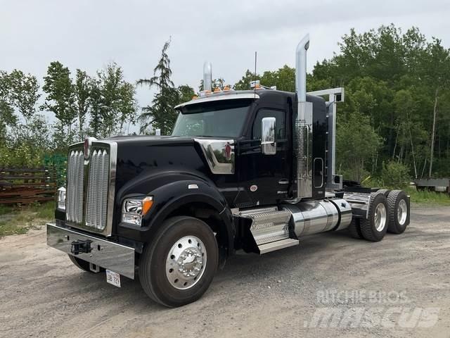 Kenworth W990 Truck Tractor Units