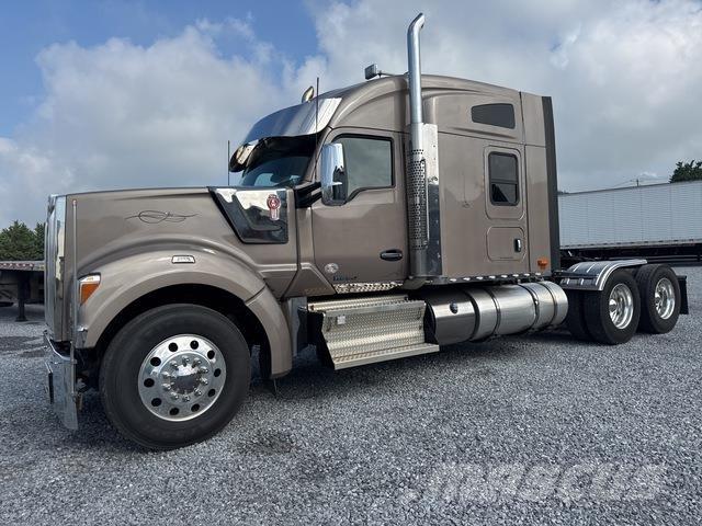 Kenworth W990 Truck Tractor Units