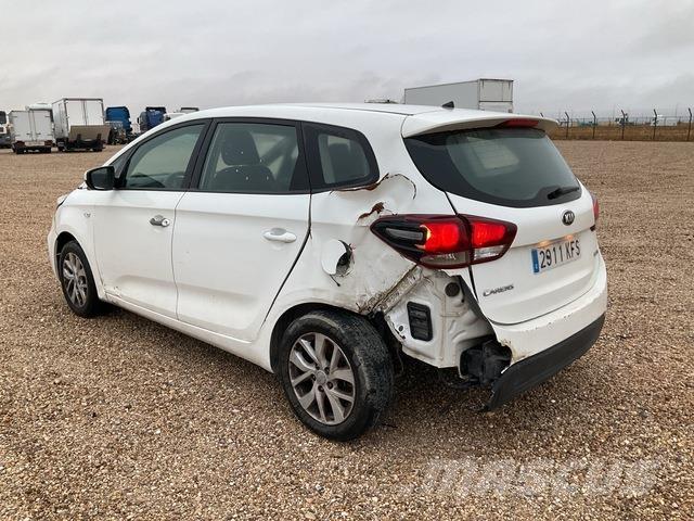 Kia Carens Cars