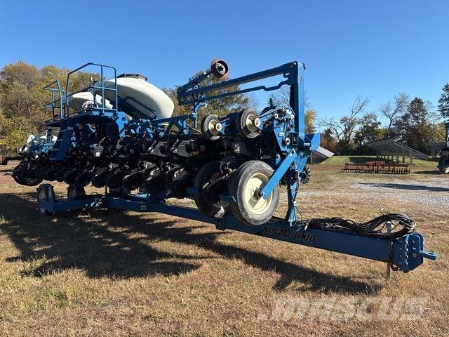 Kinze 3600 Planters