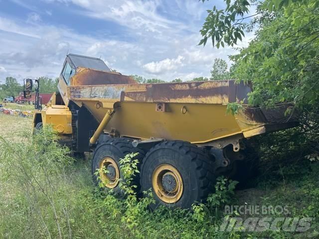 Komatsu  Articulated Haulers