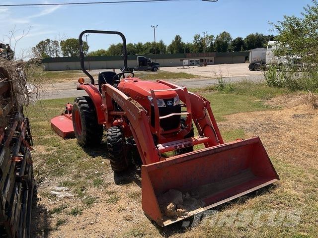 Kubota L3901DT Compact tractors