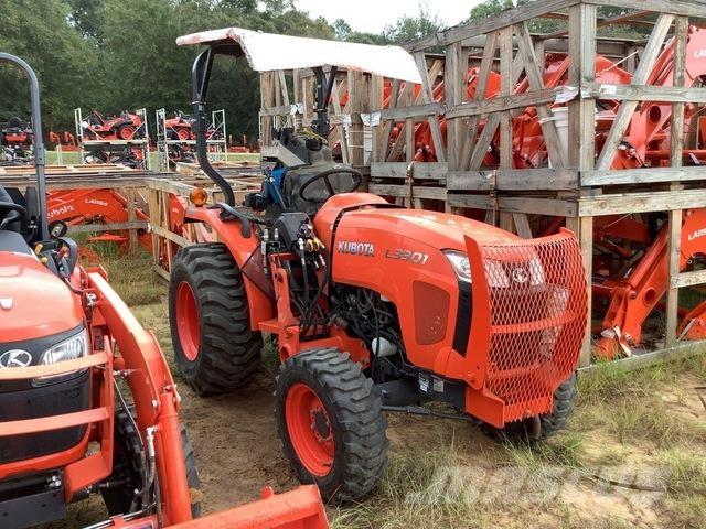 Kubota L3901DT Compact tractors
