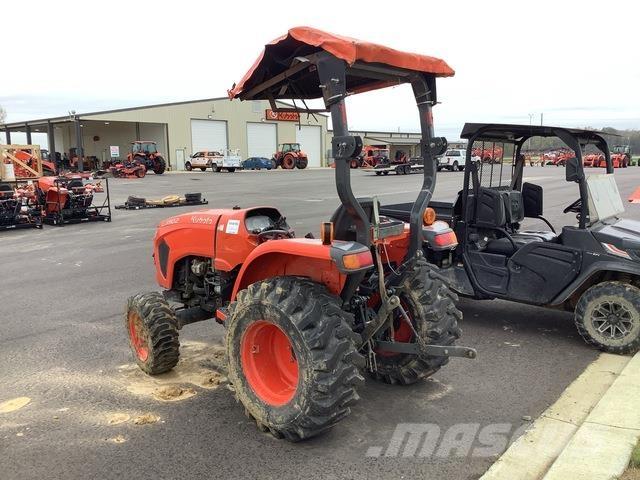 Kubota L3902DT Compact tractors