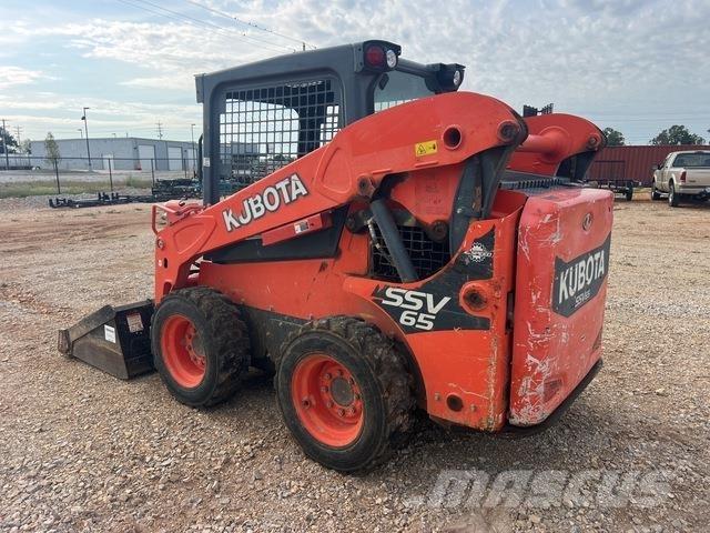 Kubota SSV65P Skid steer loaders