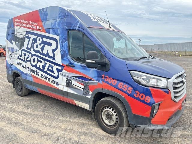 LDV Deliver 9 Panel vans