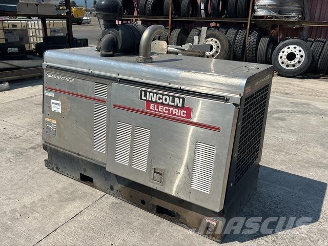 Lincoln DC600 Welding machines