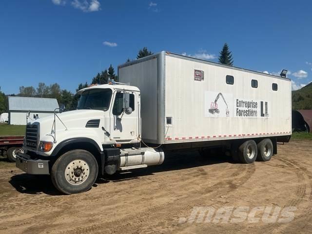 Mack 700 Ldv/dropside