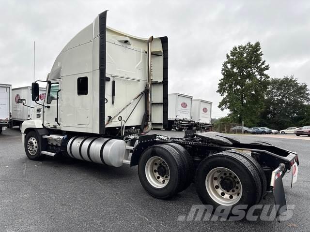 Mack AN64T Truck Tractor Units