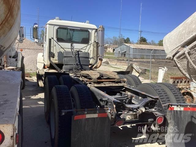 Mack CH613 Truck Tractor Units