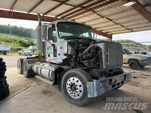 Mack CH613 Truck Tractor Units
