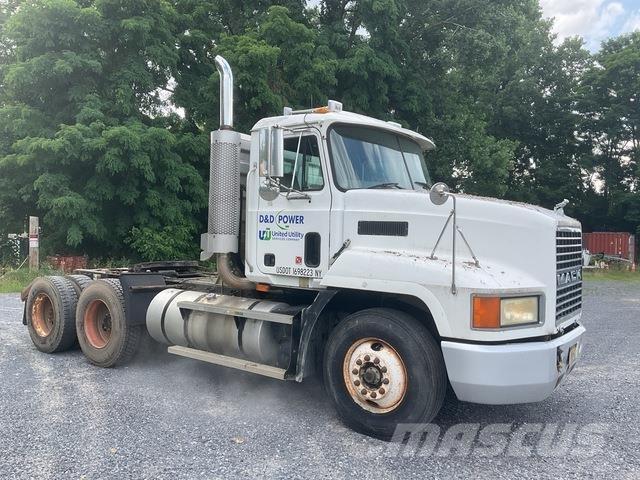 Mack CH613 Truck Tractor Units