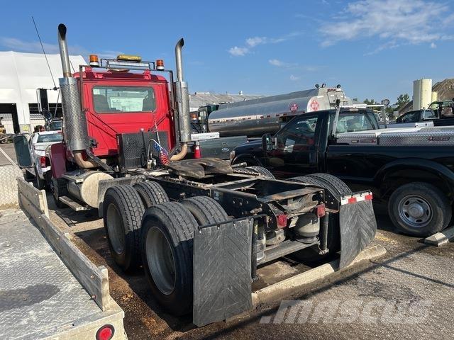 Mack CH613 Truck Tractor Units