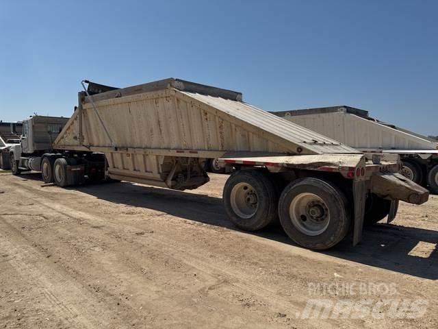 Mack CHU600 Truck Tractor Units