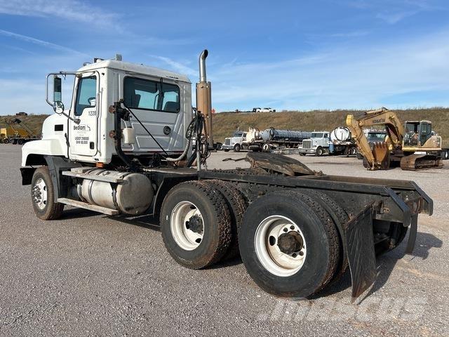 Mack CL733 Truck Tractor Units