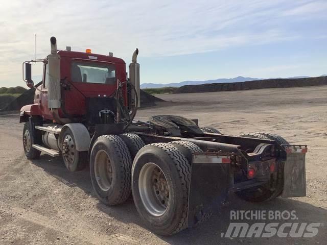 Mack CL733 Truck Tractor Units