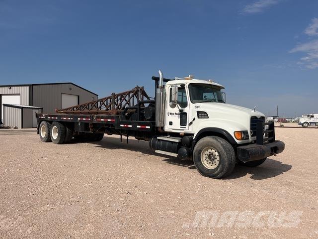 Mack CV713 Flatbed/Dropside trucks
