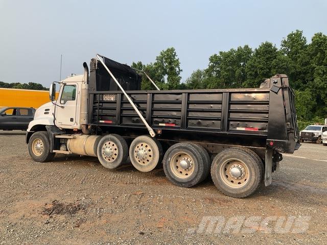 Mack CXN613 Tipper trucks
