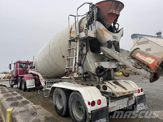 Mack CXU613 Truck Tractor Units