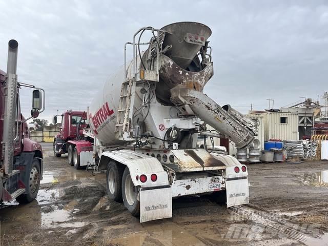 Mack CXU613 Truck Tractor Units