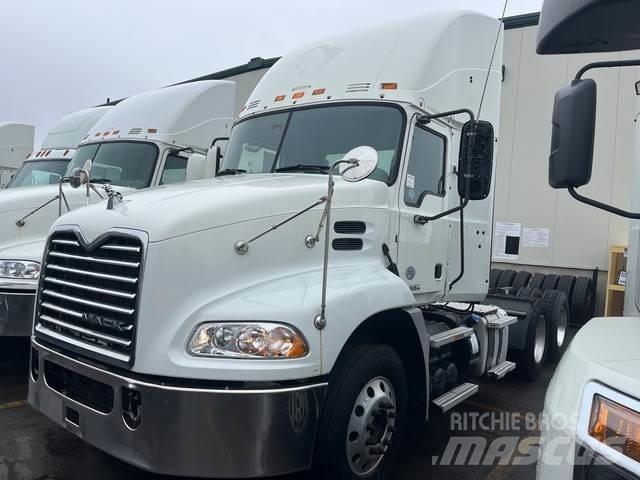 Mack CXU613 Truck Tractor Units