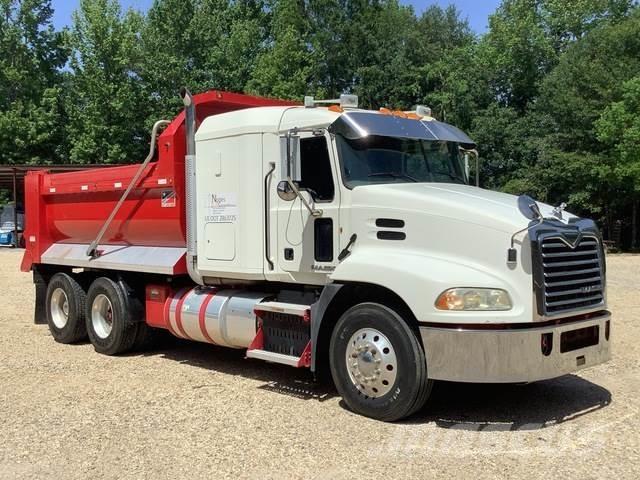 Mack CXU613 Tipper trucks
