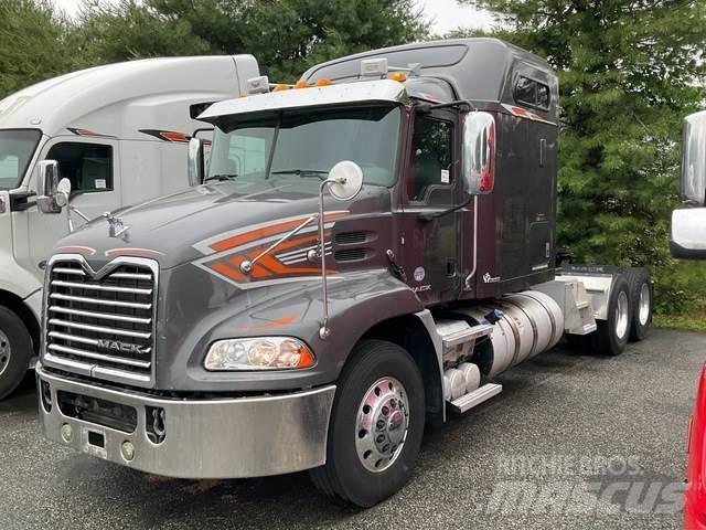 Mack CXU613 Truck Tractor Units