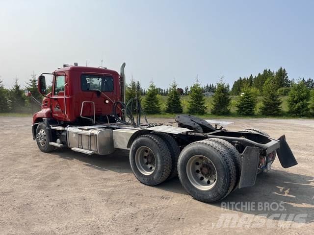 Mack CXU613 Truck Tractor Units