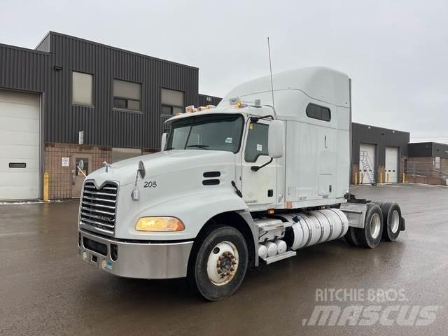 Mack CXU613 Truck Tractor Units