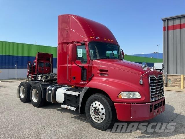 Mack CXU613 Truck Tractor Units
