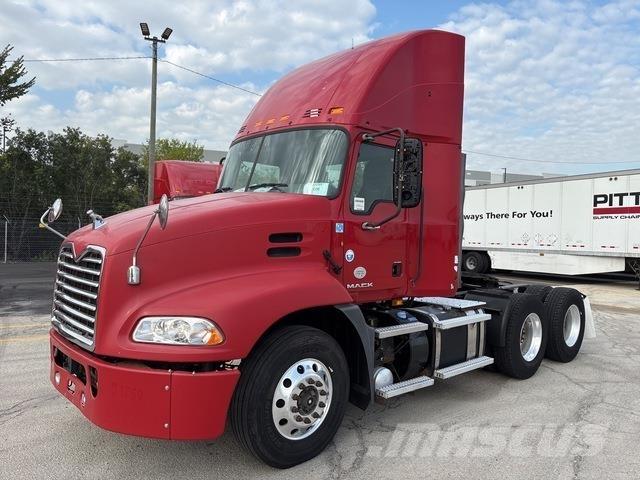Mack CXU613 Truck Tractor Units