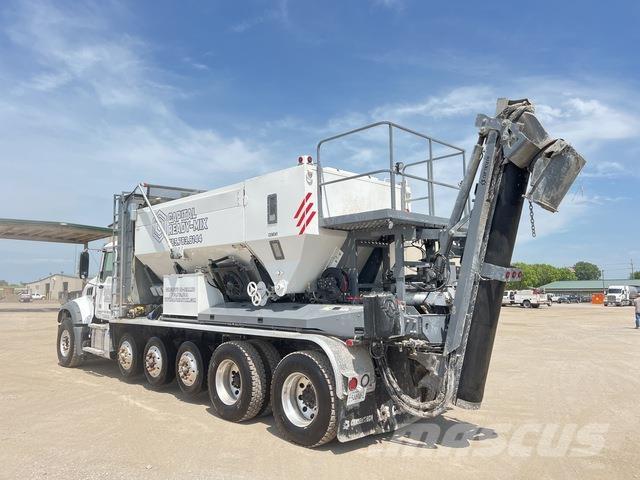 Mack GR64F Concrete trucks