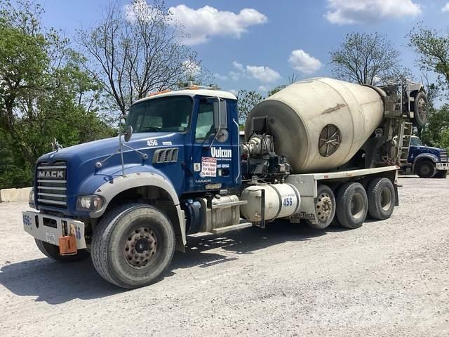 Mack GU713 Other trucks
