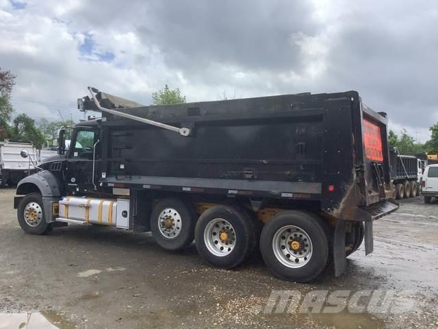 Mack GU713 Tipper trucks