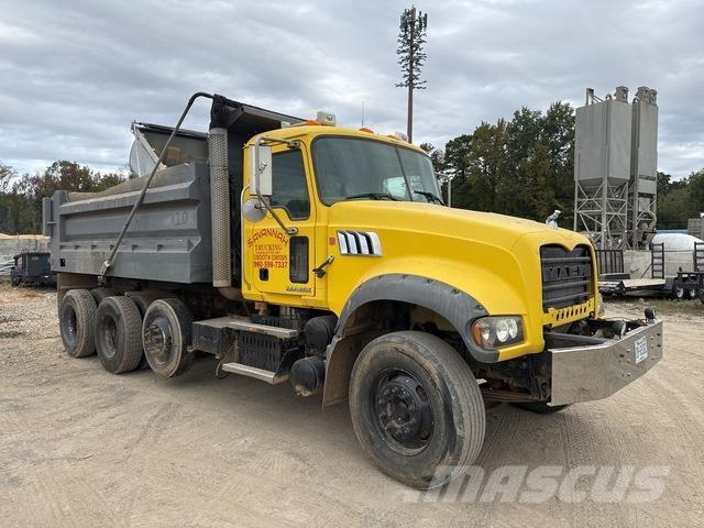 Mack GU713 Tipper trucks
