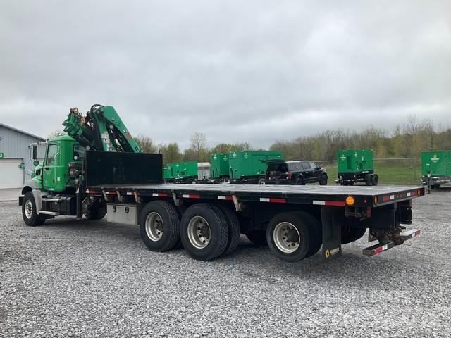 Mack GU813 Other trucks