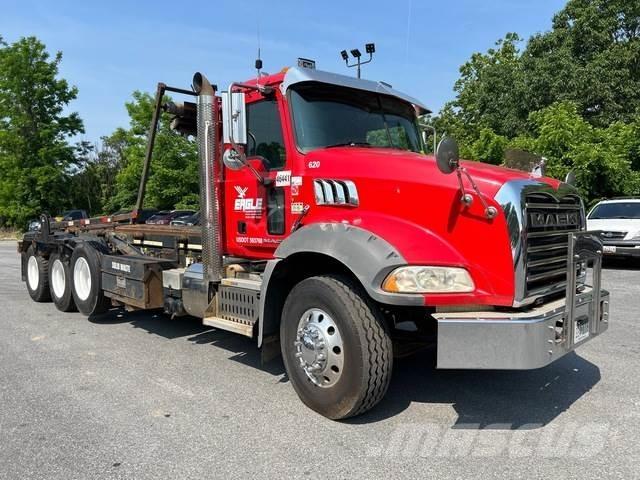 Mack GU813 Skip loader trucks