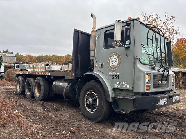 Mack MR611S Flatbed/Dropside trucks