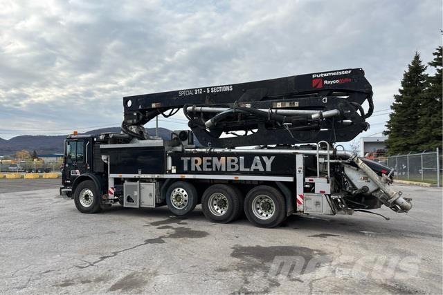 Mack MRU613 Concrete pumps