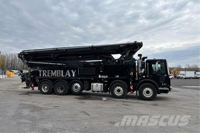 Mack TE84 Concrete pumps