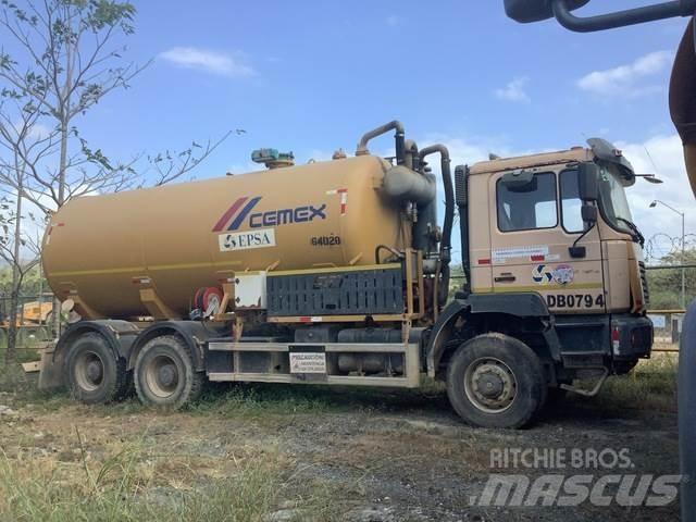 MAN 33.364 Water tankers