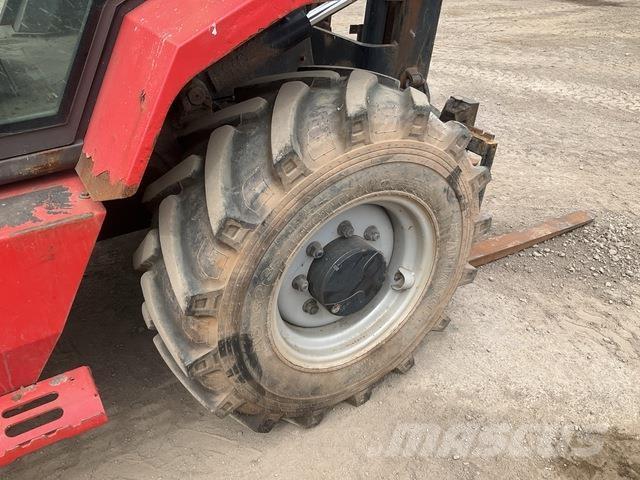 Manitou M26-4 Rough terrain truck