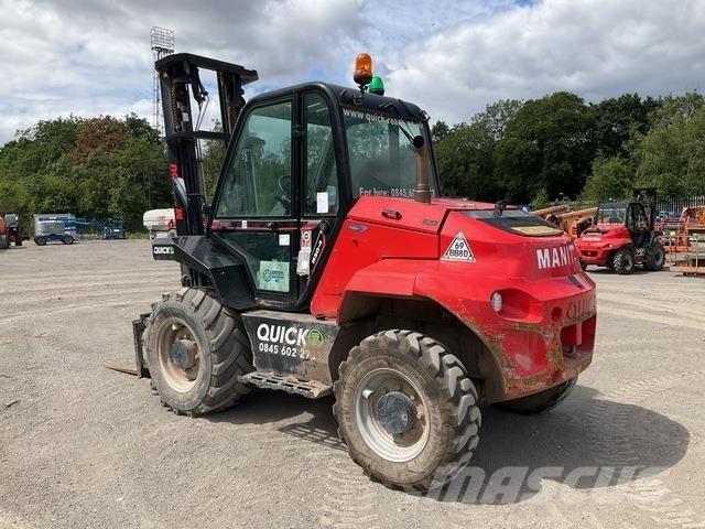 Manitou M30-4 Rough terrain truck