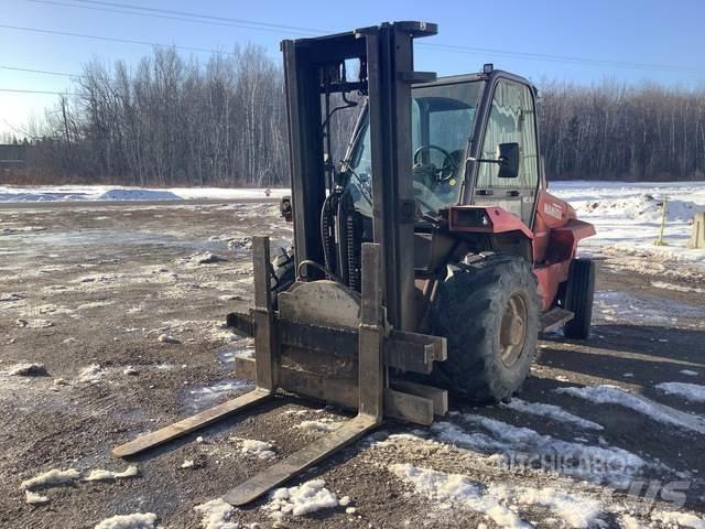 Manitou MC40 Rough terrain truck