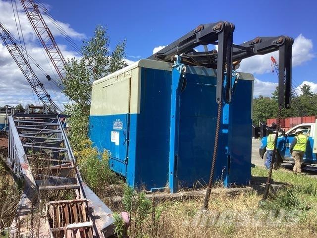 Manitowoc 3900 Tracked cranes