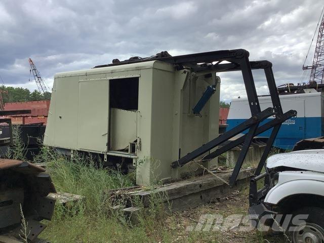 Manitowoc 3900 Tracked cranes